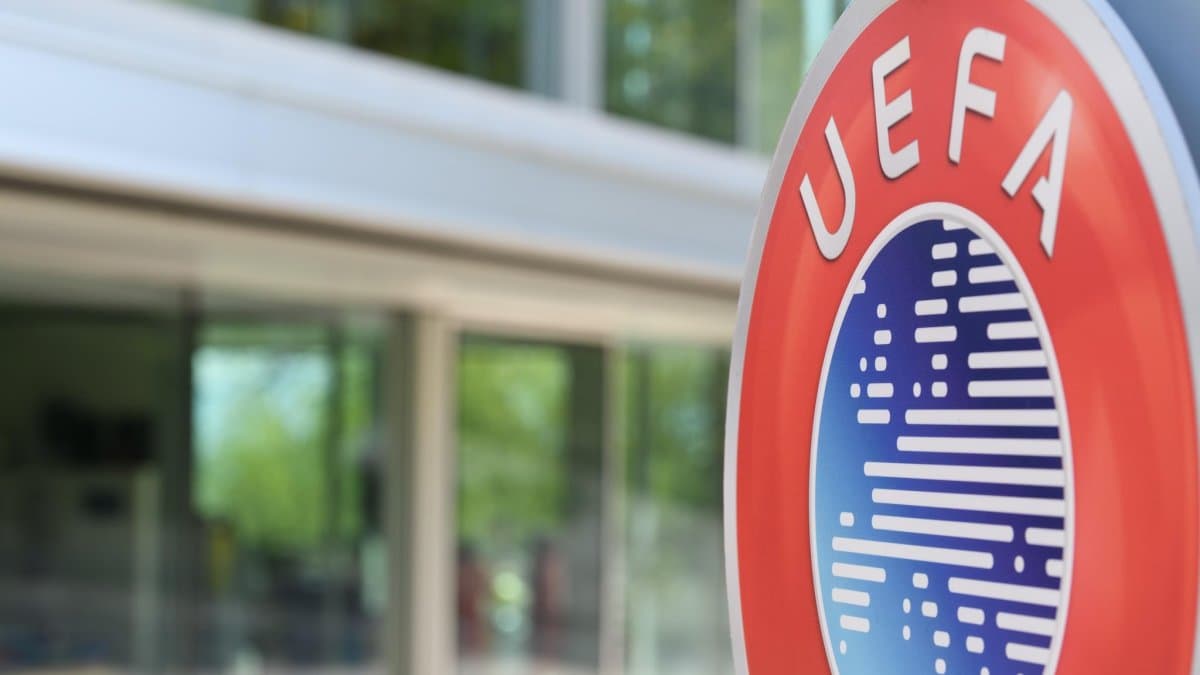 Obrazek newsa : UEFA wycofuje się z kontrowersyjnego pomysłu 