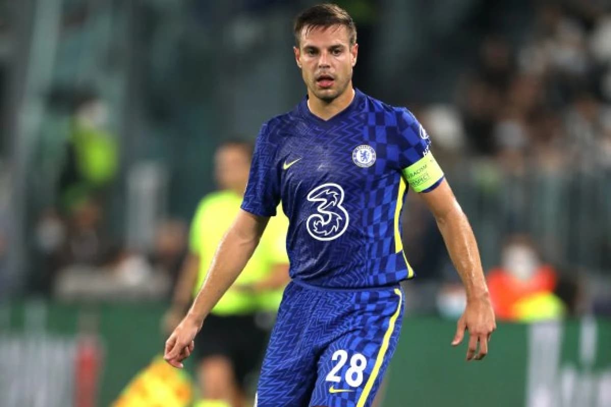 Obrazek newsa : César Azpilicueta: Doświadczeni piłkarze na pewno pomogą Jamesowi
