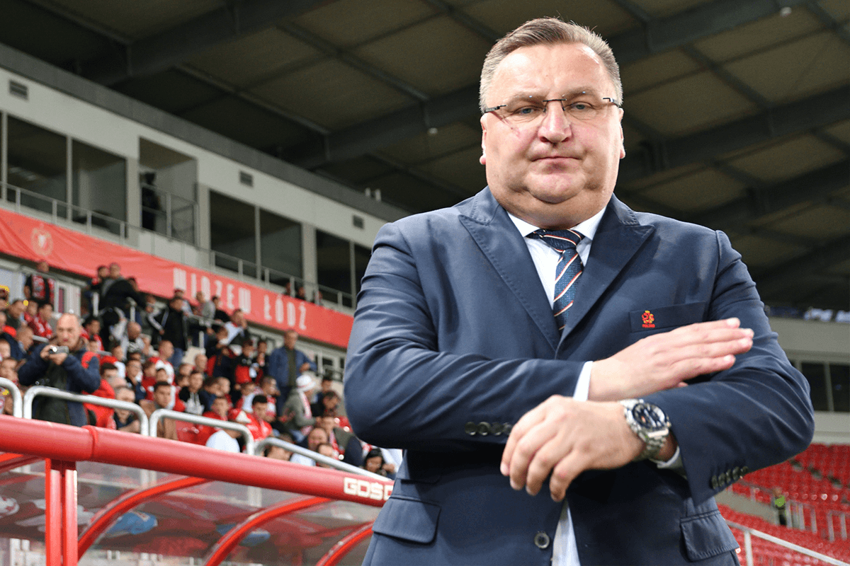 Obrazek newsa : Michniewicz może przejąć utytułowaną reprezentację. Egzotyczny kierunek