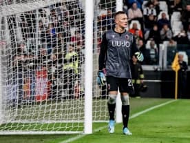 Serie A: Milik z czerwoną kartką, Skorupski broni karnego, Bologna remisuje z Milanem [WIDEO]