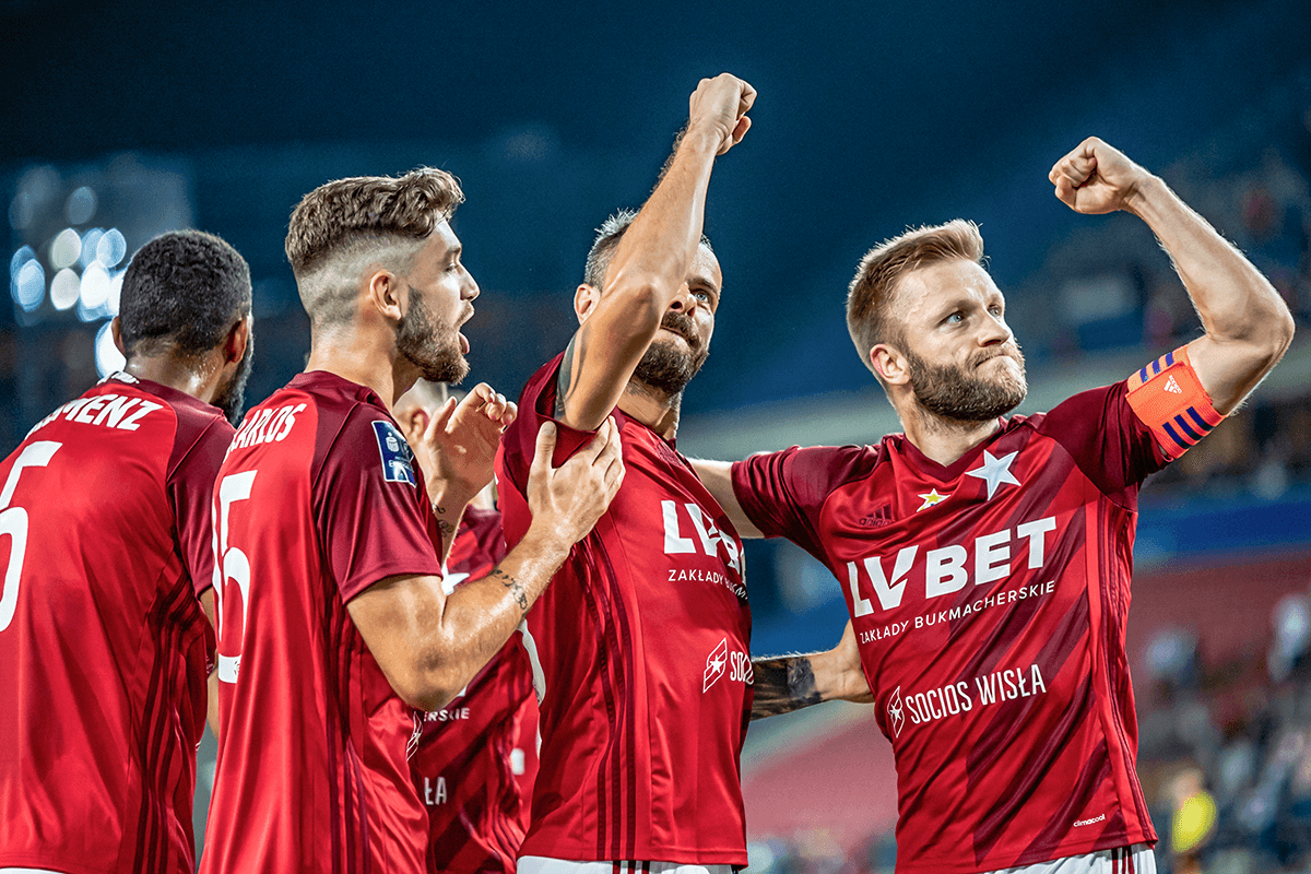 Obrazek newsa : Wisła Kraków - Piast Gliwice transmisja na żywo i stream online. Sprawdź gdzie oglądać! [Ekstraklasa]