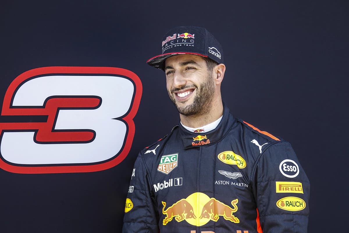 Obrazek newsa : F1: Ricciardo i Hamilton najszybsi w czwartkowych treningach przed GP Bahrajnu