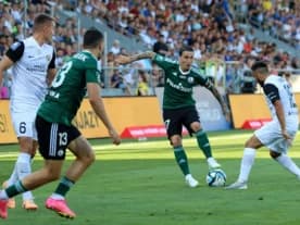 Legia Warszawa walczy o francuskiego snajpera