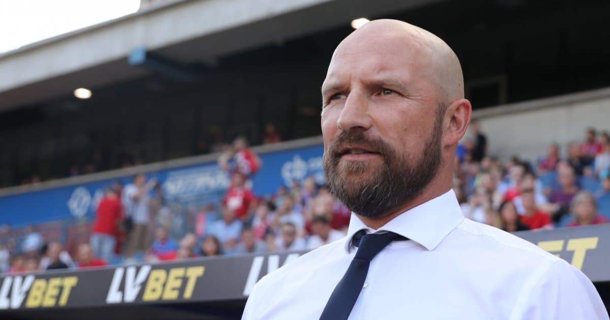 Obrazek newsa : PKO Ekstraklasa. Maciej Stolarczyk zwolniony z Wisły Kraków. Zastąpił go Artur Skowronek