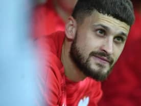 Gol Bielika, Asysty Jóźwiaka i Klicha, Kądzior zagrał przeciwko Barcelonie (wideo)