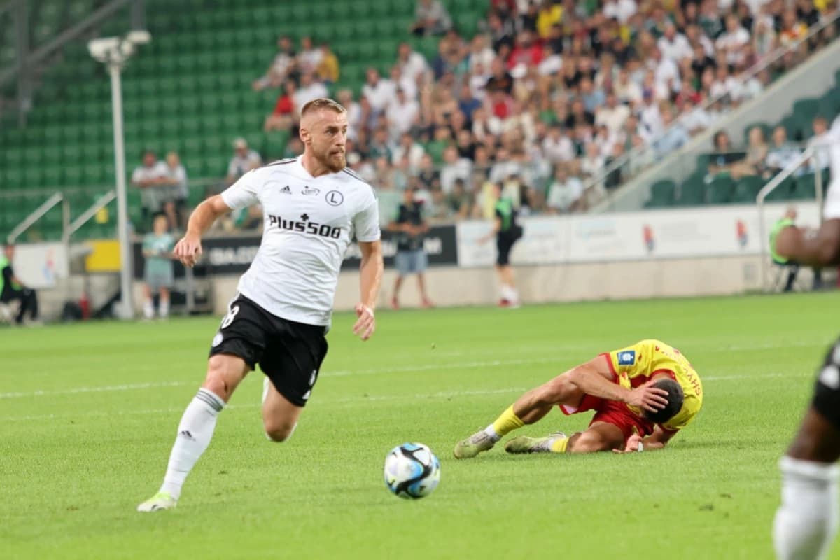 Obrazek newsa : PKO Ekstraklasa: Śląsk remisuje z Legią w hicie kolejki [WIDEO]
