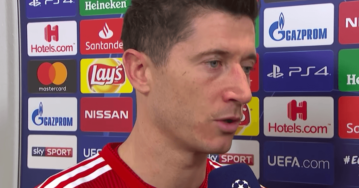 Obrazek newsa : Sztuczka Lewandowskiego znów wyróżniona przez UEFA (wideo)