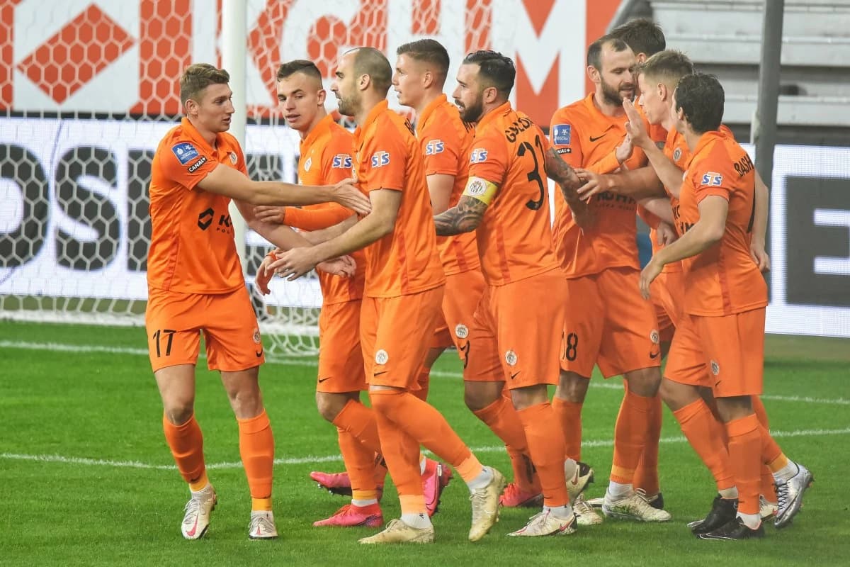Obrazek newsa : Ruch Chorzów - Zagłębie Lubin: transmisja tv i online, gdzie oglądać? [08.12]