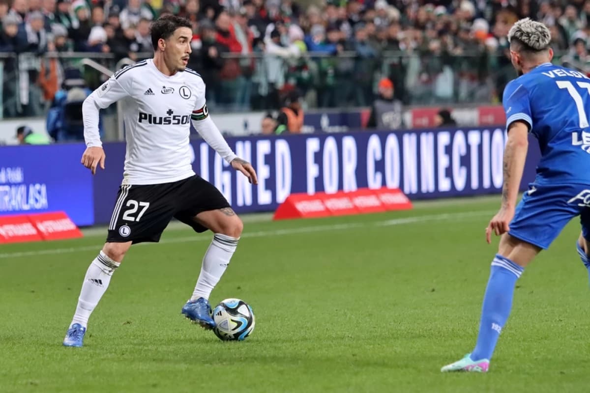 Obrazek newsa : UEFA podjęła decyzję! AZ Alkmaar w końcu ukarany