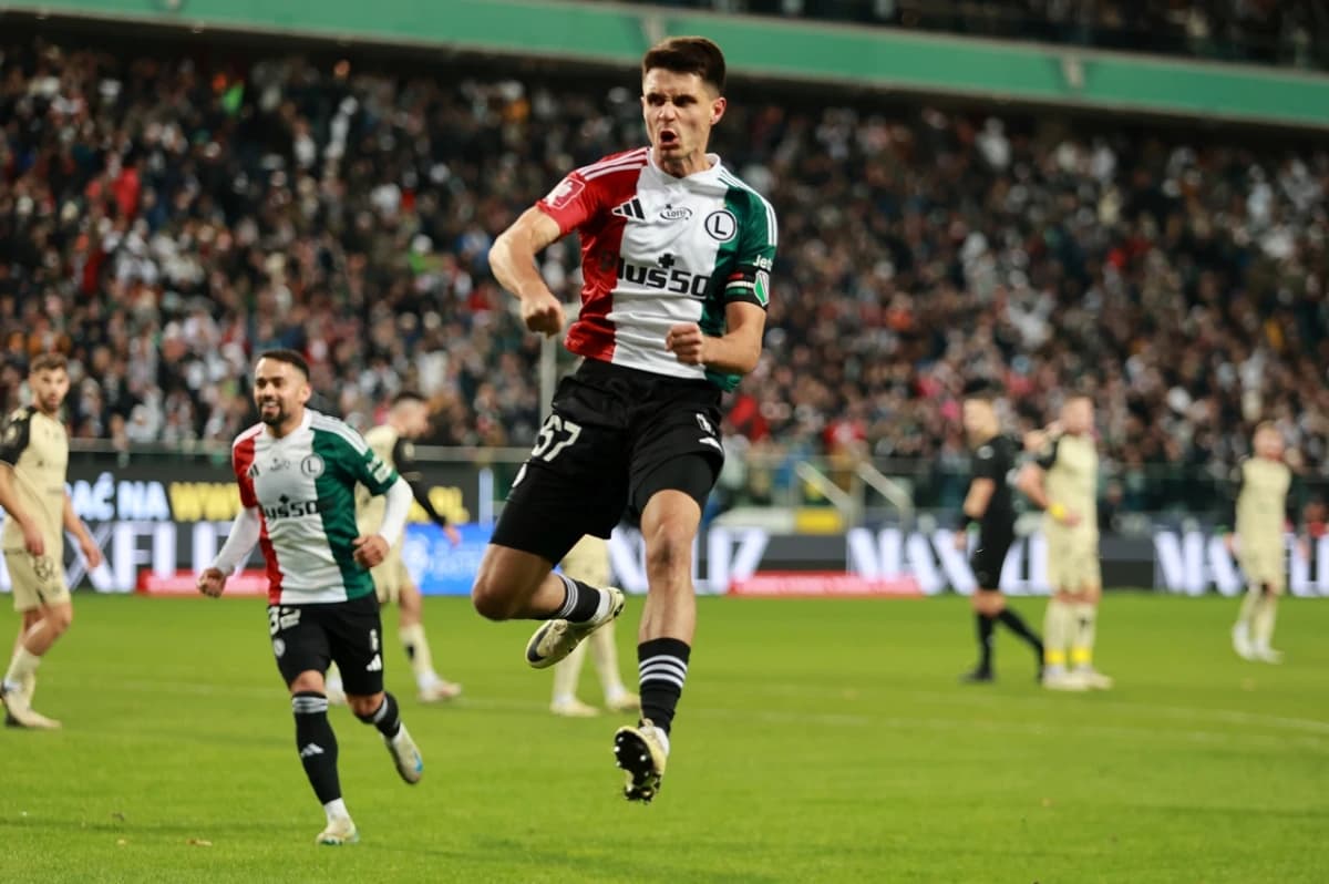 Obrazek newsa : Media: Bartosz Kapustka może zmienić klub. Odejdzie z Ekstraklasy?