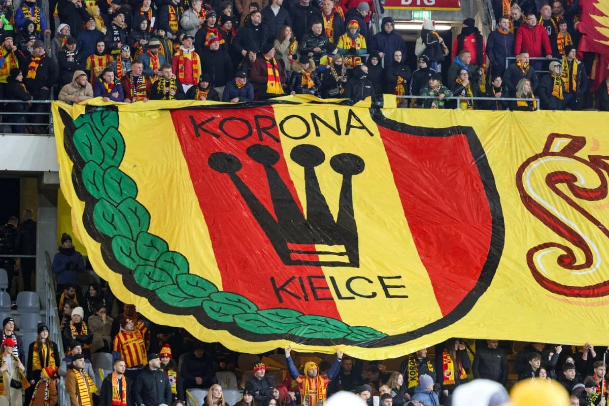 Obrazek newsa : Korona Kielce ma nowego piłkarza! 146 meczów w Eredivisie. "Wiele od siebie oczekuję"