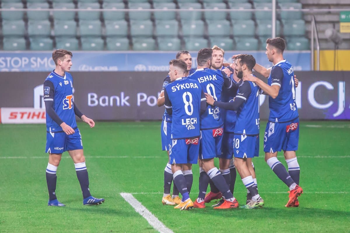 Obrazek newsa : Lech Poznań - Legia Warszawa transmisja tv i stream online za darmo. Gdzie oglądać? (01-10-2022)