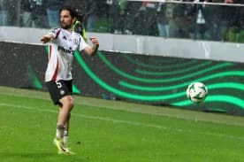 Legia Warszawa rozwiązała kontrakt z pomocnikiem