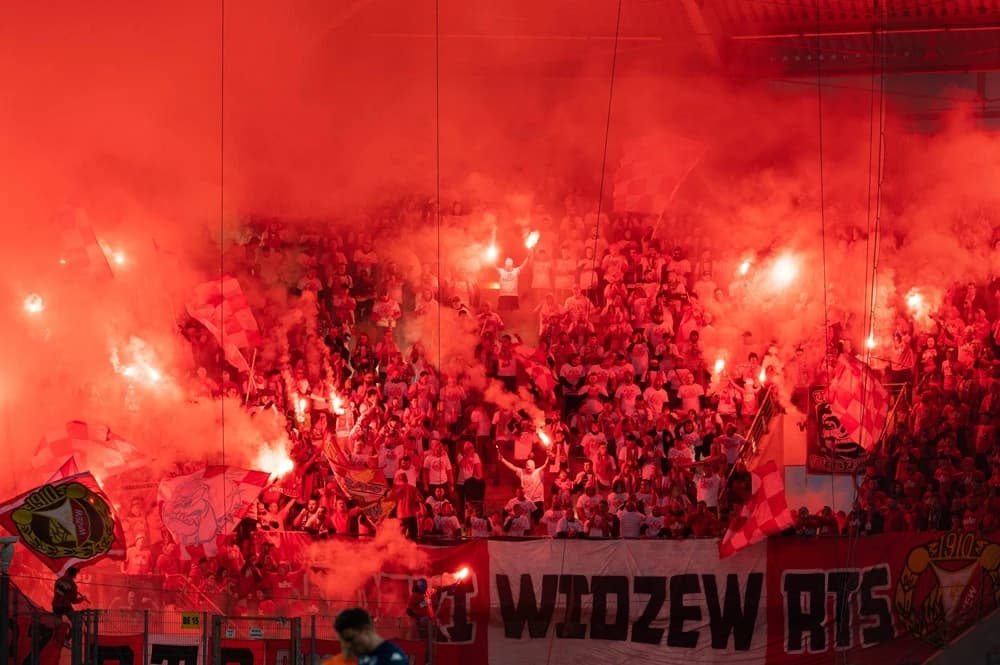 Obrazek newsa : PKO Ekstraklasa: Widzew minimalnie pokonuje Piasta [WIDEO]