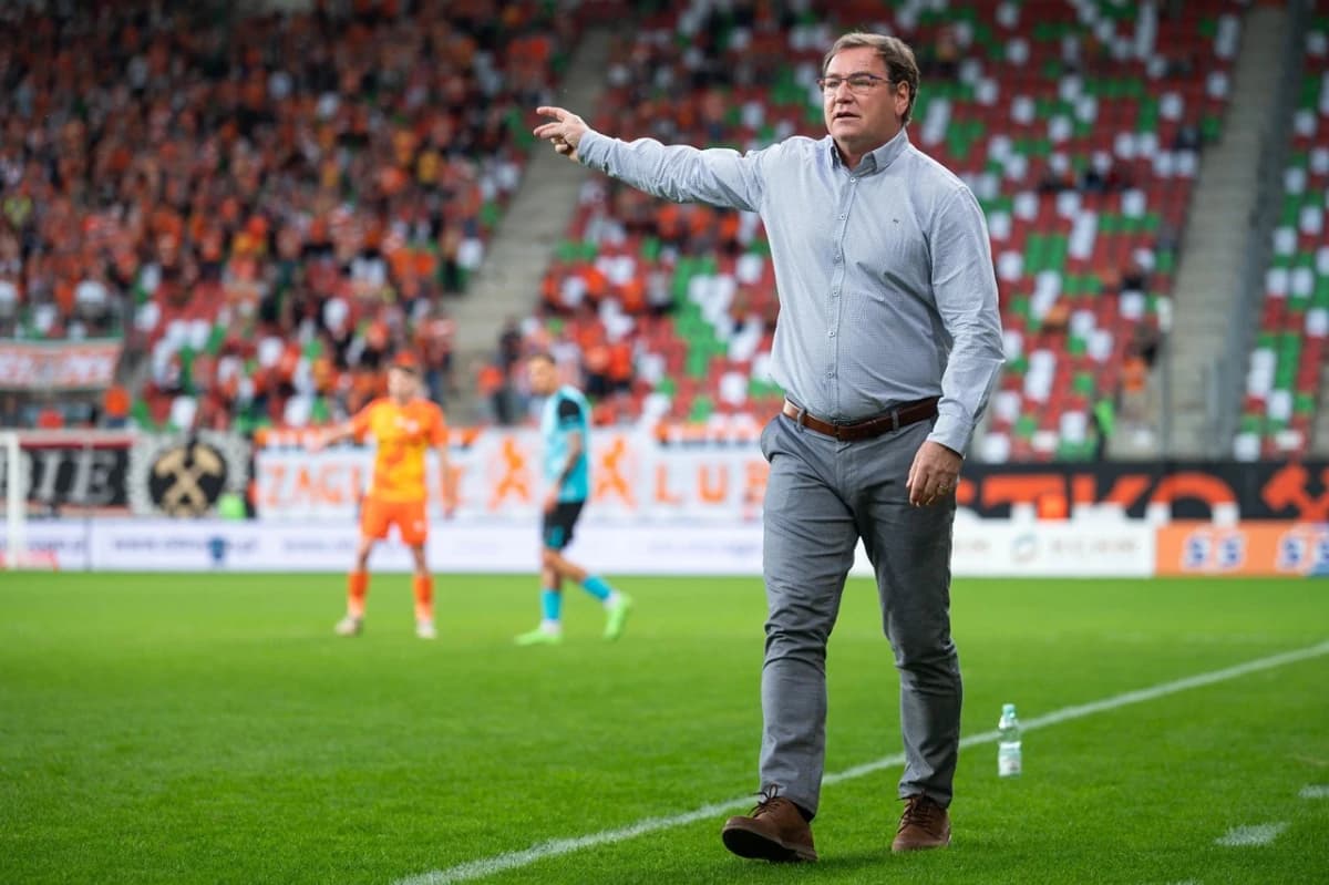 Obrazek newsa : Napastnik z Premier League nowym reprezentantem Polski? Może zadebiutować już w listopadzie