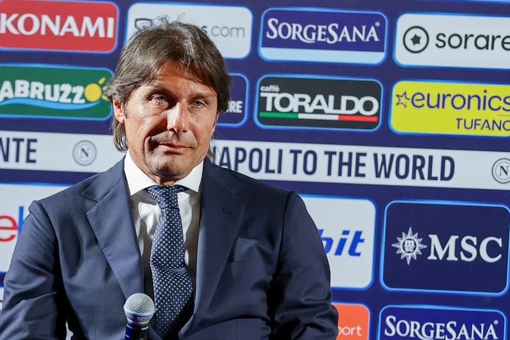 Obrazek newsa : Transmisja Napoli - Cagliari: gdzie oglądać? (23.05.2025)
