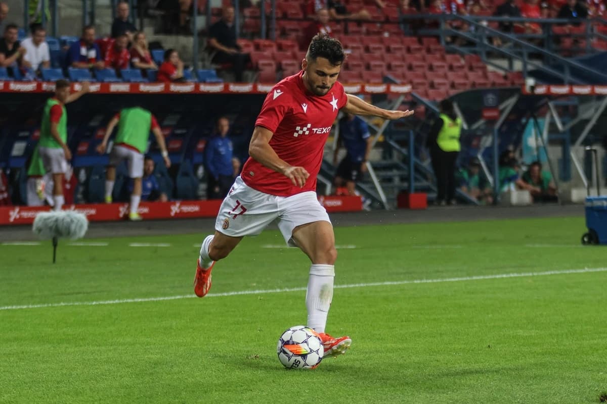 Obrazek newsa : Betclic I Liga: Lider gromi Kotwicę, Wisła remisuje ze Stalą [WIDEO]