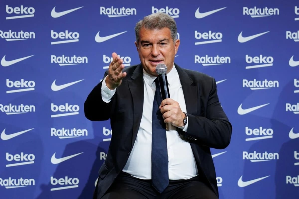Obrazek newsa : Ciąg dalszy barcelońskiej telenoweli. Laporta nie chce Xaviego