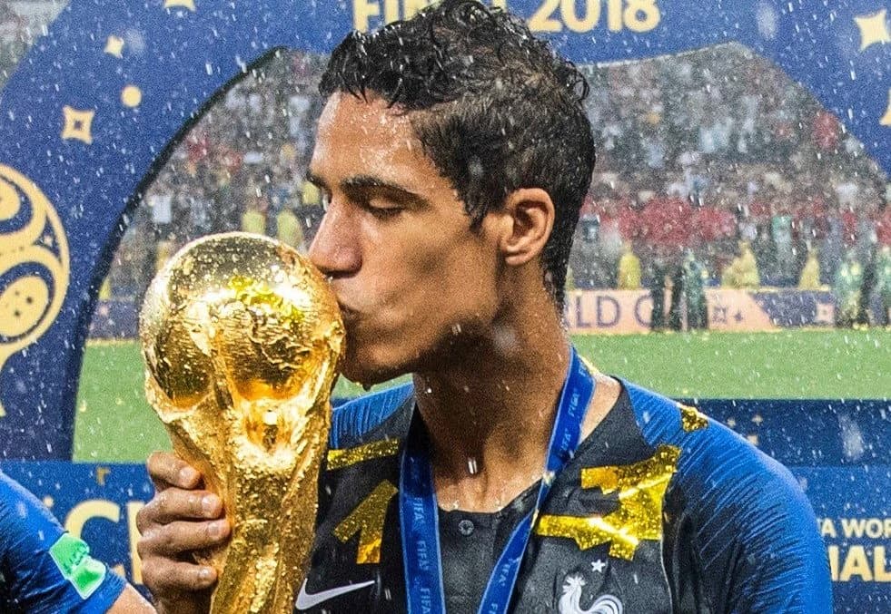 Obrazek newsa : Były obrońca Realu i United zagra w beniaminku Serie A? Wszystko jest dogadane