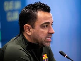 Xavi zgodzi się na odejście defensora? Jest nim zawiedziony