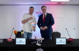 Stało się! Lukas Podolski został właścicielem Górnika Zabrze. "Następny sezon będzie bardzo trudny"