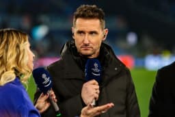 Obrazek news: Miroslav Klose pogratulował Leo Messiemu po pobiciu rekordu bramek na mundialach