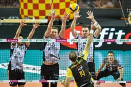 Obrazek news: PlusLiga. Cuprum Stilon Gorzów - PGE Skra Bełchatów transmisja na żywo. Gdzie oglądać mecz? (29.10.2025)