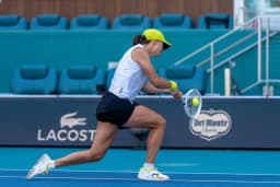 Obrazek news: Iga Świątek rozbiła Karolinę Pliskovą 6:1, 6:3 i awansowała do 3. rundy Wimbledonu 2026!