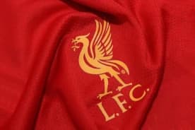 Víctor Muñoz kontuzjowany – nowe wzmocnienie Liverpoolu opóźni powrót na boisko