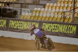 Obrazek news: Żużel. SGP 2026: Robert Lambert mistrzem świata! Bartosz Zmarzlik stracił tytuł w Toruniu