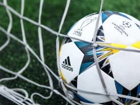 Liga Mistrzów: Bolesna porażka Barcelony, Napoli rozbiło Ajax!