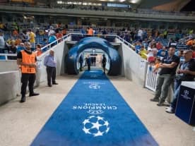 8. kolejka UEFA Champions League, wszystkie mecze jednego dnia i o tej samej porze, Canal+Sport - Mecze na żywo (28.01-30.01)