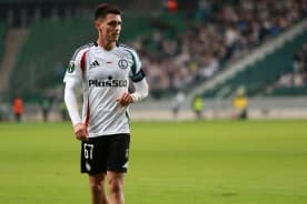 Bartosz Kapustka apeluje po blamażu z Koroną Kielce. "Musimy ratować ligę"