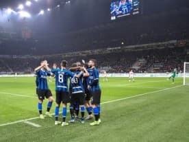 Oficjalnie: Inter przedłuża umowy trzem zawodnikom