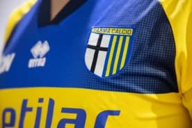 Rok temu debiutował w Serie A, teraz zagra w Miedzi Legnica