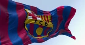 Obrońca na drodze do Barcelony?
