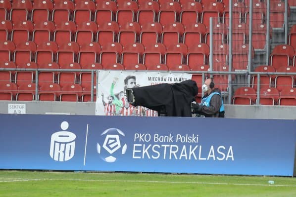 Ekstraklasa: Zwycięstwa pucharowiczów, bez bramek w Mielcu 