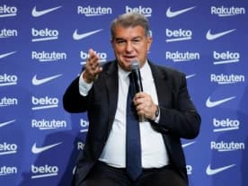 Ciąg dalszy barcelońskiej telenoweli. Laporta nie chce Xaviego